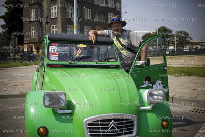 Gdańsk. Samochody marki citroen ze Światowego Zlotu...