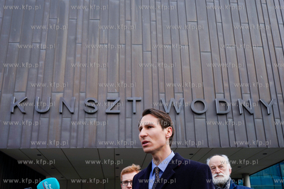 Konferencja prasowa posła Kacpra Płażyńskiego w...