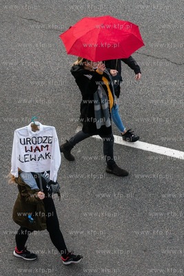 Gdańsk. "To jest Wojna" ! Sprzeciw wobec kontrowersyjnego...