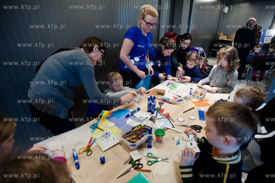 Gdynia. Infobox. Warsztaty plastyczne pt. Pocztowka...