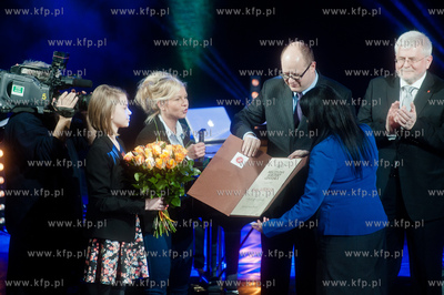 Gdansk. Teatr Wybrzeze. Uroczystosc wreczenia nagrod...
