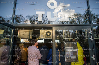 Gdansk. Galeria O Tu. Wernisaz wystawy zdjec pt. Sybera...