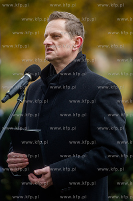 Gdańsk. Cmentarz Nieistniejących Cmentarzy. Modlitwa...