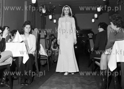 Pokaz mody Leningradzkiego Domu Mody zorganizowany...