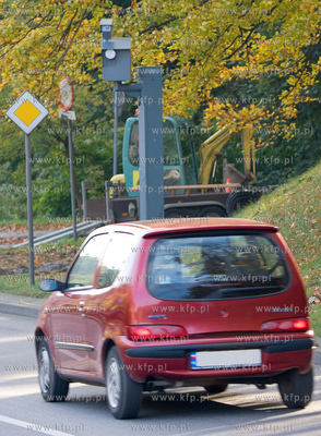 Nowo postawiony fotoradar, umiejscowiony na ulicy Slowackiego...