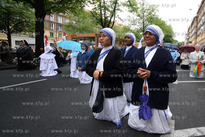Szczecin. Papieska procesja Bozego Ciala, ulicami Szczecina...