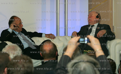 Szczecin. W hotelu Radisson odbywaly sie dzis II dni...