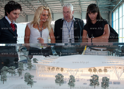 Gdansk, Rebiechowo. Uroczyste przekazanie firmie P&P...