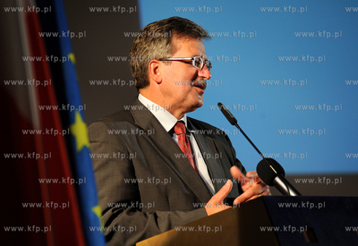 Gdansk. Uniwersytet Gdanski. Konferencja pt "Korzenie...