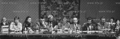 Pierwsze spotkanie delegacji Solidarnosci w Urzedzie...