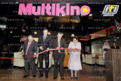 Otwarcie Multikina w Galerii Rumia w rumi. Na widzow...