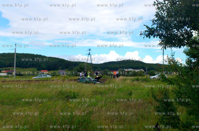 Smiertelny wypadek na przejezdzie kolejowym w Redzie...