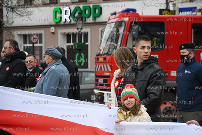 Uroczystosci na rynku w Kościerzynie z okazji 102....