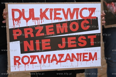 Siedziba Rady Miasta Gdańska. Protest aktywistów...