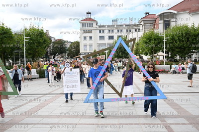 Marsz dla Zdrowia Psychicznego #poGodność i okazania...