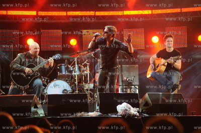 Festiwal MTV, czyli Gdansk Dzwiga Muze. Wystep zespolu...