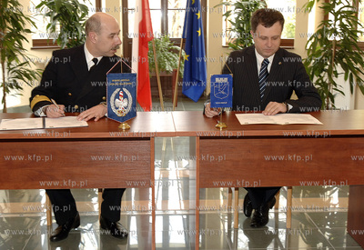 Osrodek szkoleniowy MOSG w Sopocie. Podpisanie umowy...