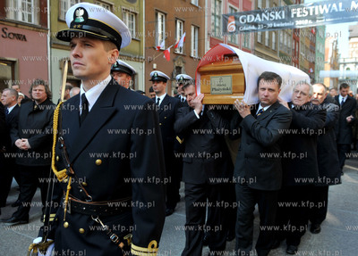 Pomorze zegna Macieja Plazynskiego, ktory zginal tragicznie...