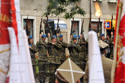 Uroczyste obchody 65. rocznicy zakonczenia II wojny...