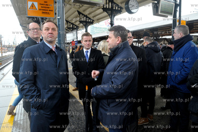 Oficjalne uruchoinienie nowej trasy kolejki SKM Gdansk...