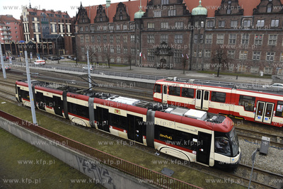 Gdańsk. Węzeł Okopowa. Ttamwaje Pesa Swing Andreas...