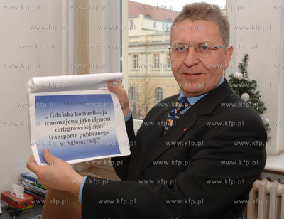 Dyrektor Wydzialu Infrastruktury Miejskiej Antoni Szczyt...