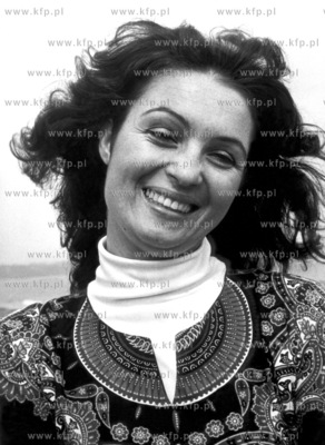 Miss fotoreporterow piosenkarka Angela Similea podczas...