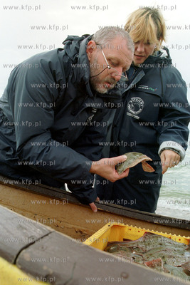 dr Krzysztof Skora i Iwona Kuklik /Stacja Morska w...
