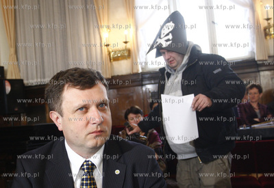 Sopot. Sesja Rady Miasta. Debata nad wnioskiem o odrzucenie...