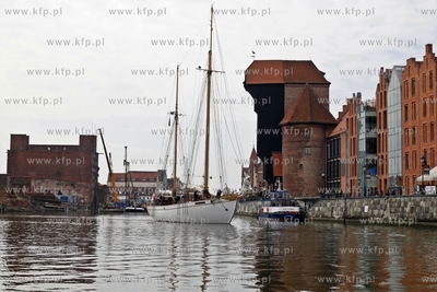Zatoka Gdanska. Proba morska wyremontowanego zaglowca...