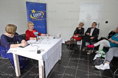 Sopot. Zatoka Sztuki. Spotkanie z cyklu Serca Gwiazd...