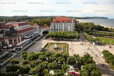 Sopot. Dom Zdrojowy, Plac Zdrojowy i hotel Sheraton....