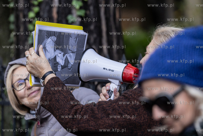 Mieszkańcy kurortu spacerowali w niedzielę z przewodniczką...