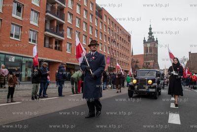 Gdańsk. Parada z okazji Narodowego Święta Niepodległości....