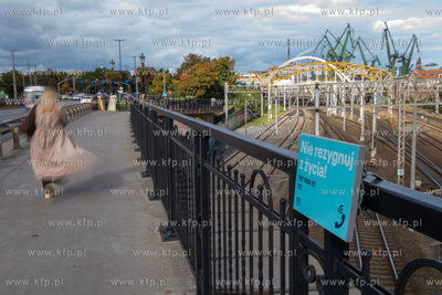 Na gdańskich mostach i wiaduktach pojawiły się tabliczki...