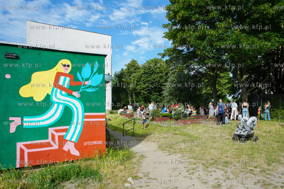 Gdynia, ul. Widna. Lato zaczyna się na Witominie!....