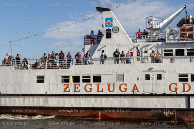 Gdańsk. Turyści nad Motławą. 13.08.2025 / fot....