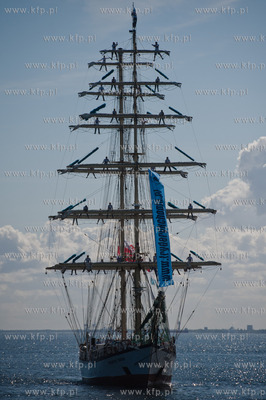 Gdynia. Uroczyste przywitanie zaglowca STS Fryderyk...