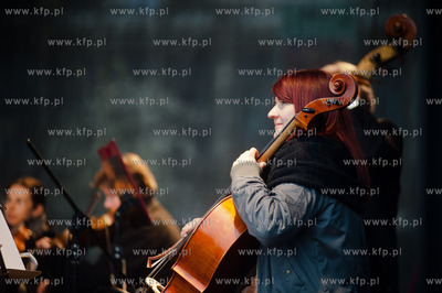 Plac Przyjaciol Sopotu. Sopot Ulica Artystow. Koncert...