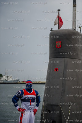 Koszykarz Marcin Gortat odwiedza Port Wojenny w Gdyni...