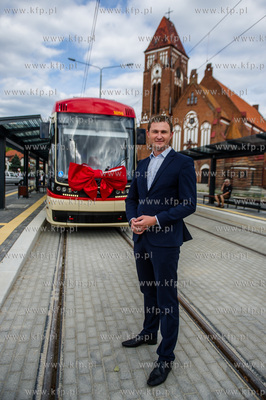 Gdansk. PIerwszy, probny przejazd nowo wybudowana linia...