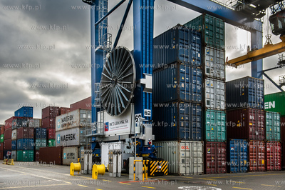 Gdańsk. Terminal kontenerowy DCT. 04.12.2017 fot....