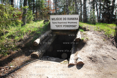 Centrum Edukacji i Promocji Regionu w Szymbarku. Nz....