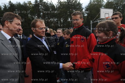 Garczyn kolo Koscierzyny. Otwarcie kolejnego boiska...