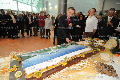 Otwarcie nowoczesnej hali widowiskowo - sportowej w...