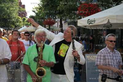Otwarcie festiwalu Sopot Molo Jazz Festival . Parada...