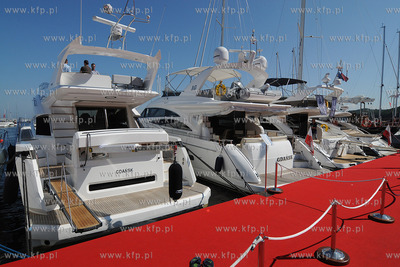 Przystan Jachtowa Marina Gdynia. IV Targi Sportow Wodnych...