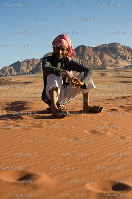 Wadi Rum Jordania NZ Pustynia Wadi Rum.Przewodnik Halaf....