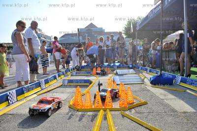 Sopot. Molo. ABC Bezpieczenstwa - Piknik Motoryzacyjny....