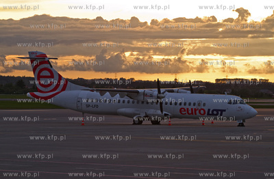 Gdansk, Rebiechowo. Nz. ATR 72 Eurolot. 12.09.2012...